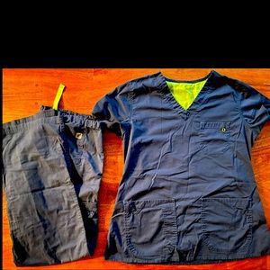 MC2 Med Couture Navy Medium Scrub Set